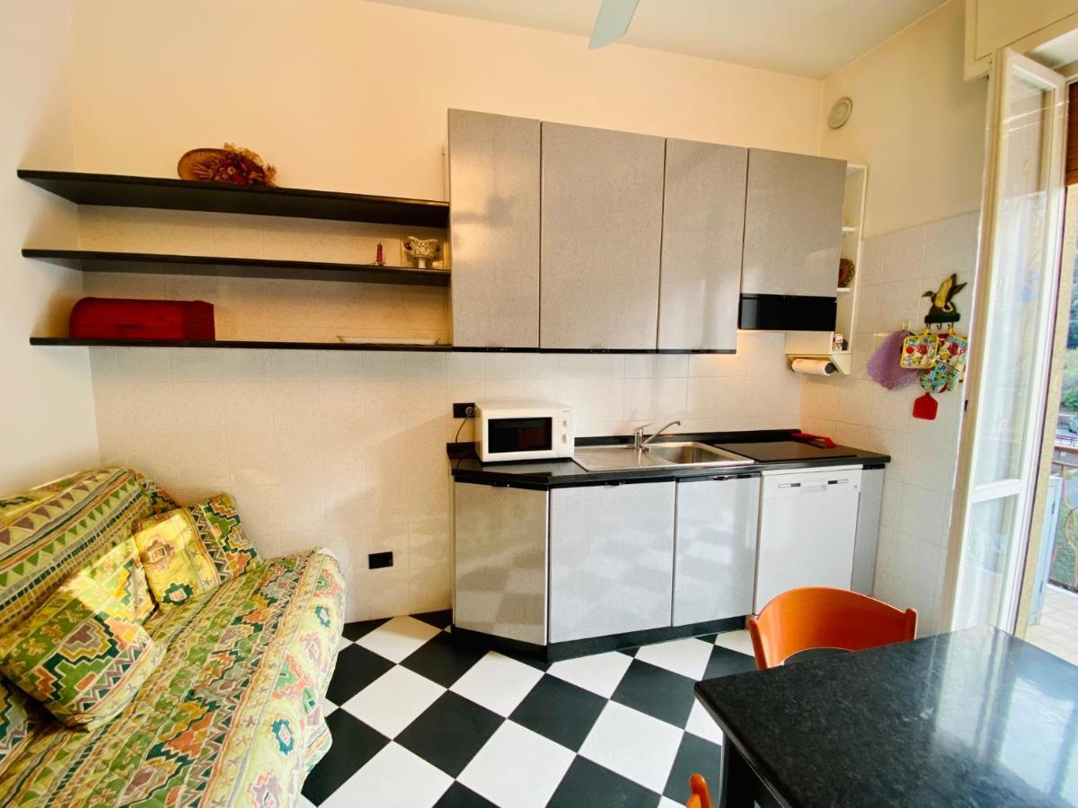 Hostdomus - Bilocale Sul Borgo Apartment Finale Ligure Exterior photo