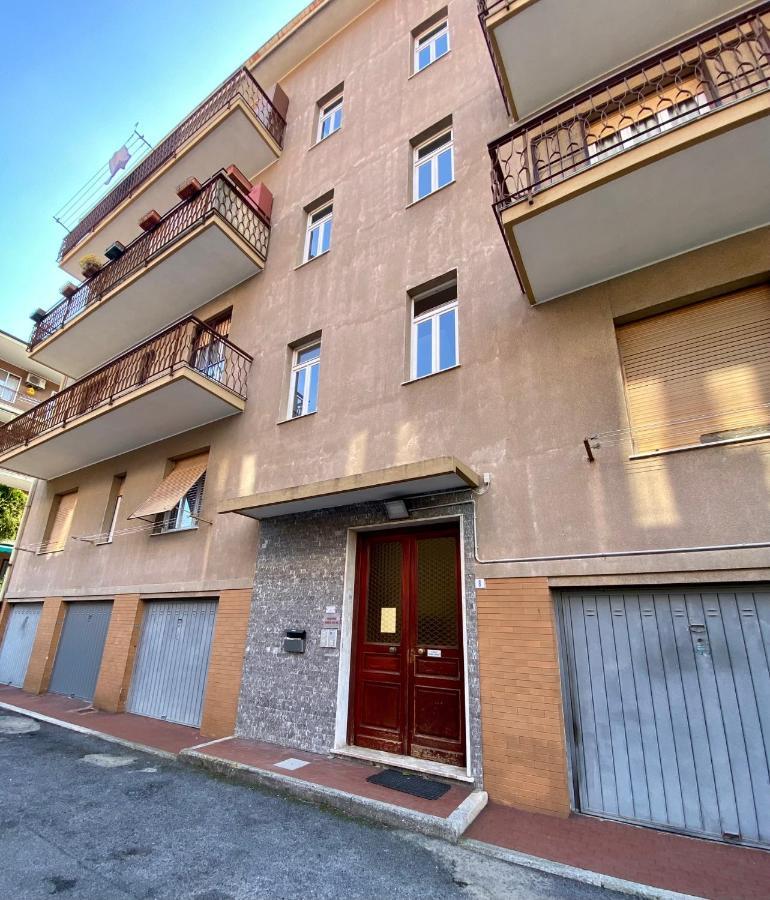 Hostdomus - Bilocale Sul Borgo Apartment Finale Ligure Exterior photo
